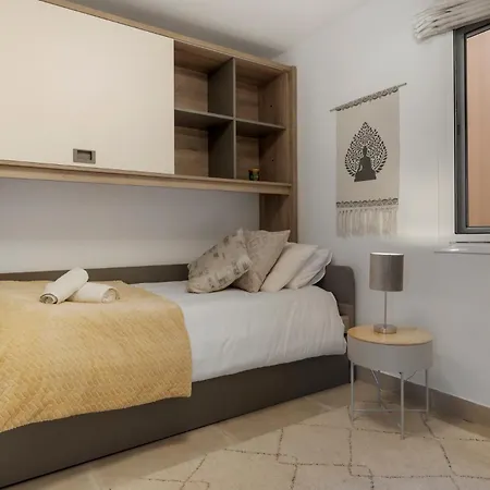Picasso House Apartmán *